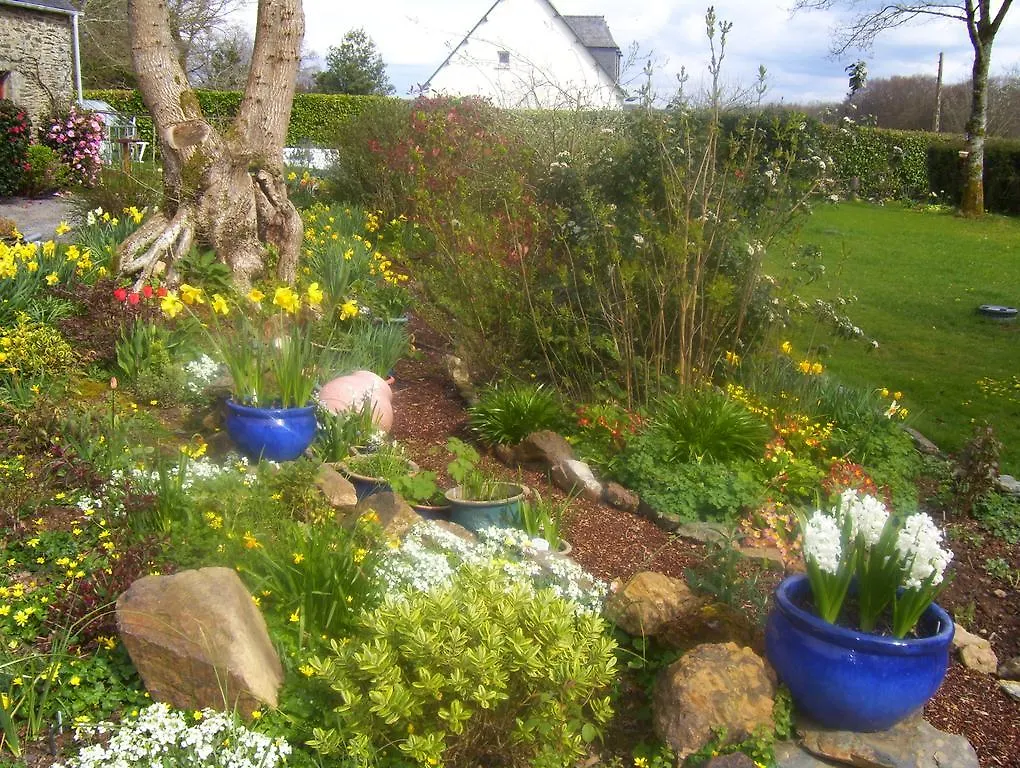 *** Bed & Breakfast Le Boterff Gites Et Camping Saint-Mayeux France